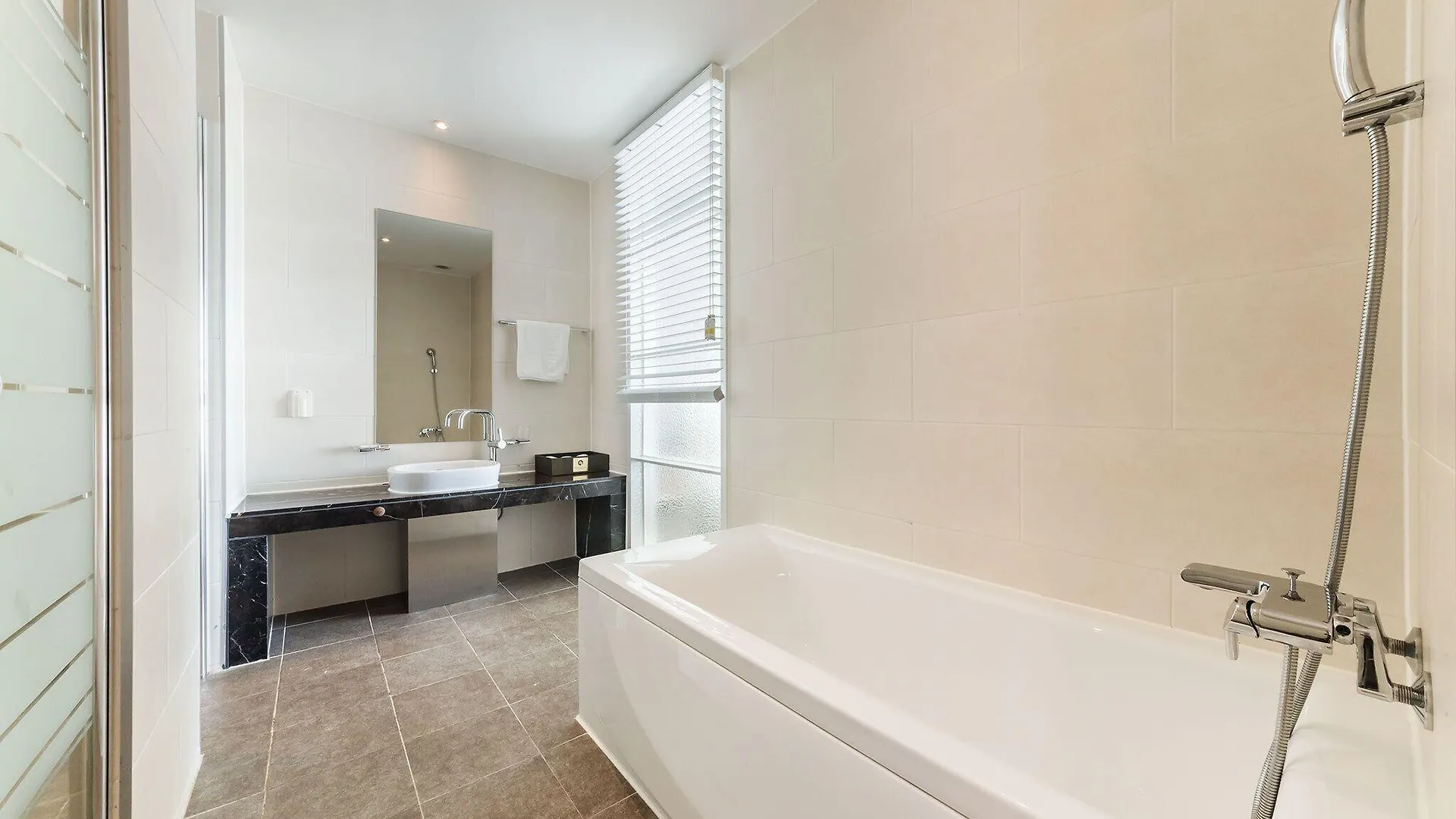 인천 블루 마린 호텔 2*,