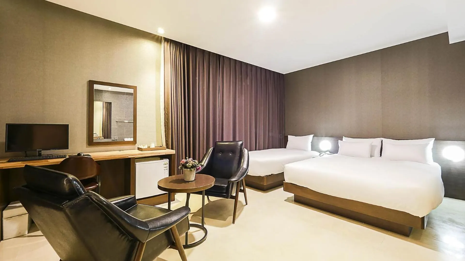 Incheon Blue Marine Hotel 2*,  韓国
