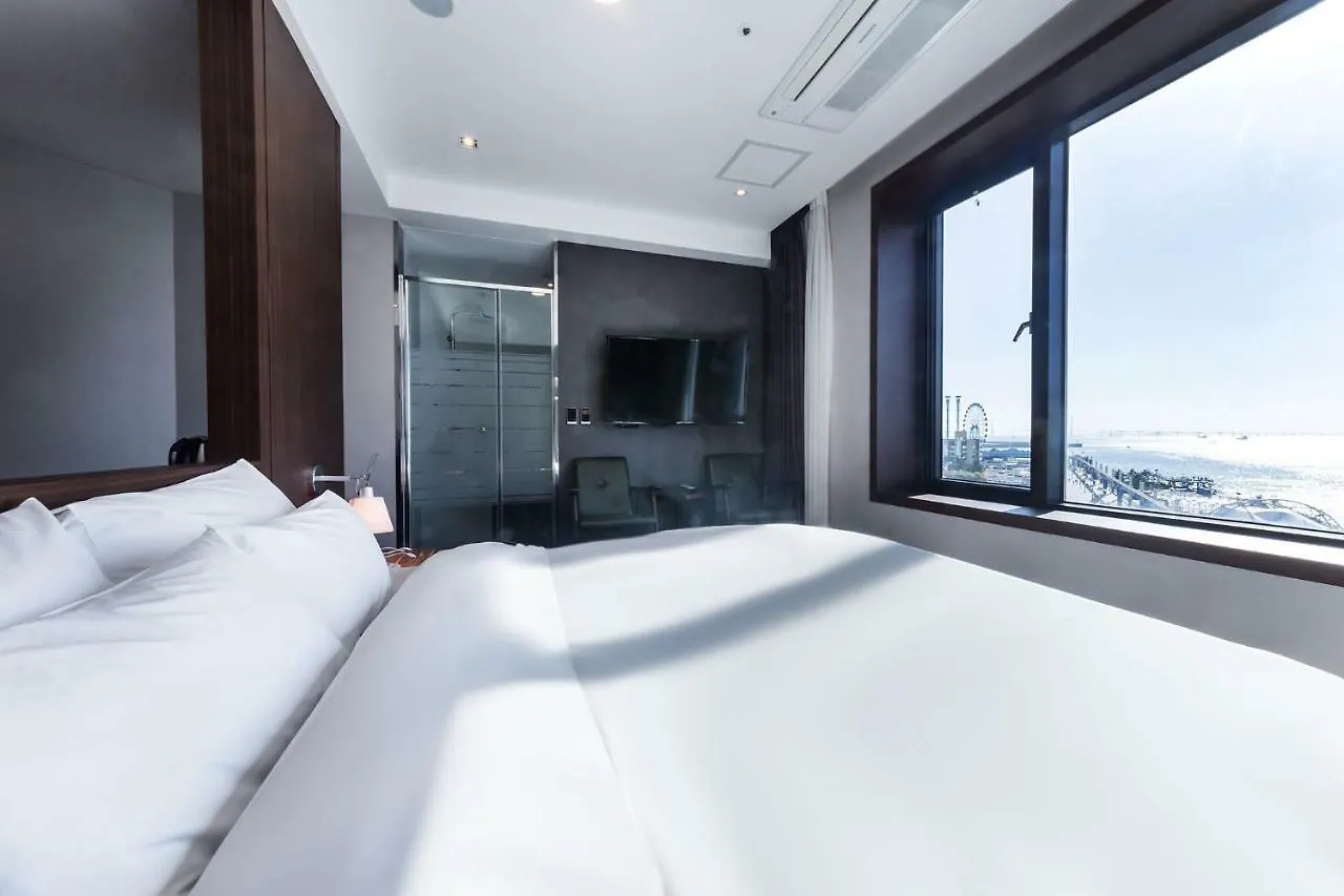 **  Incheon Blue Marine Hotel 韓国