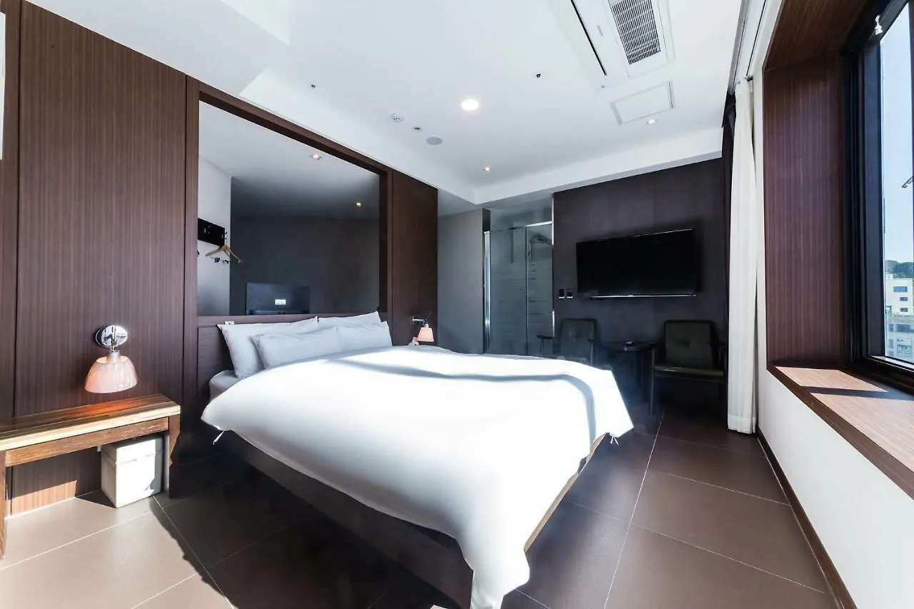 Incheon Blue Marine Hotel 2*,  韓国