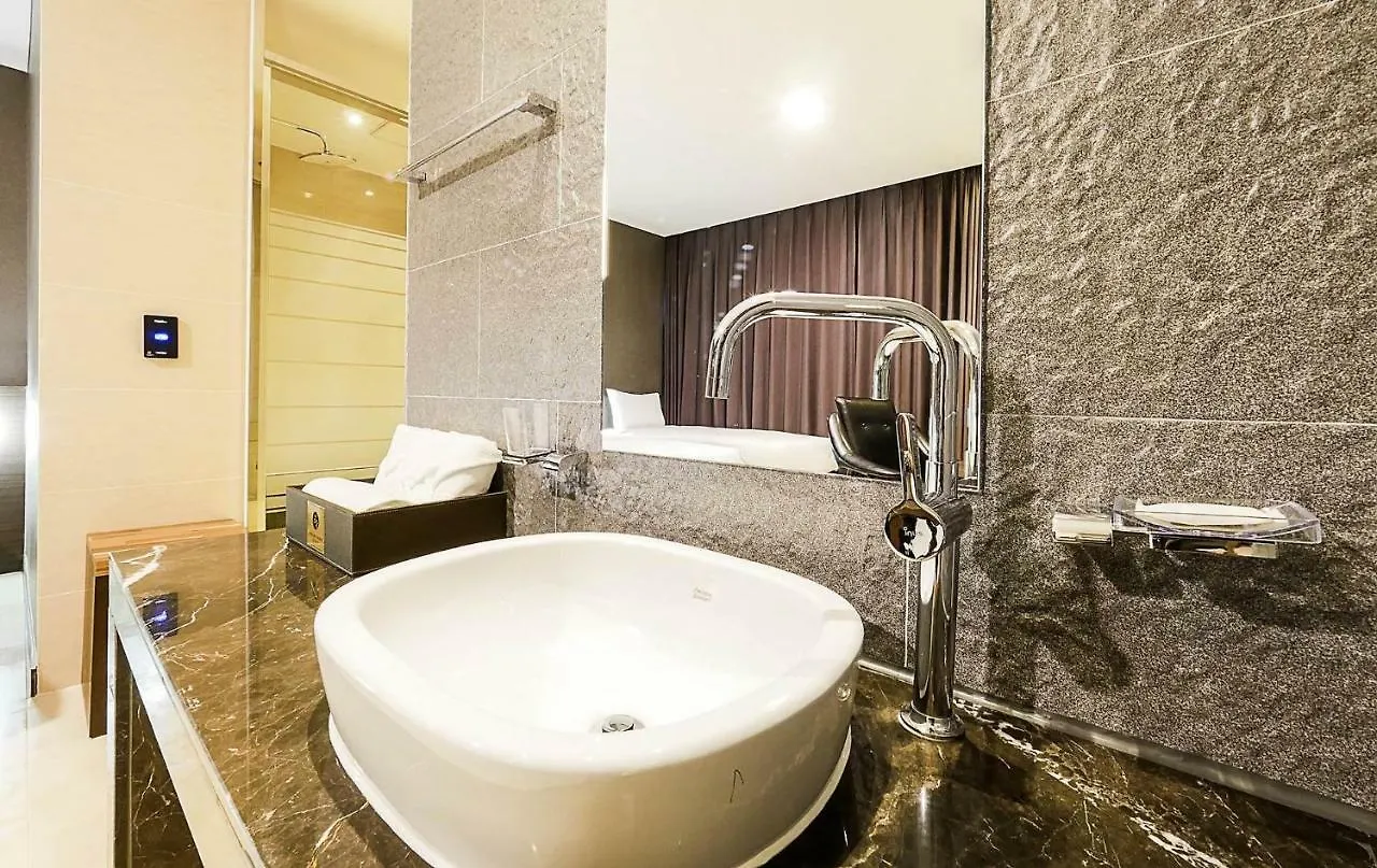 ***  Incheon Blue Marine Hotel 韓国